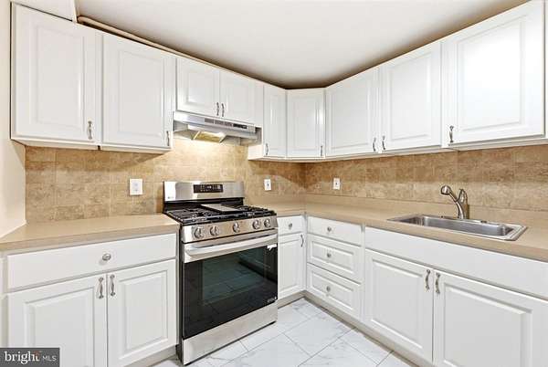 4.74 Acres of Land with Home for Lease in Kendall Park, New Jersey