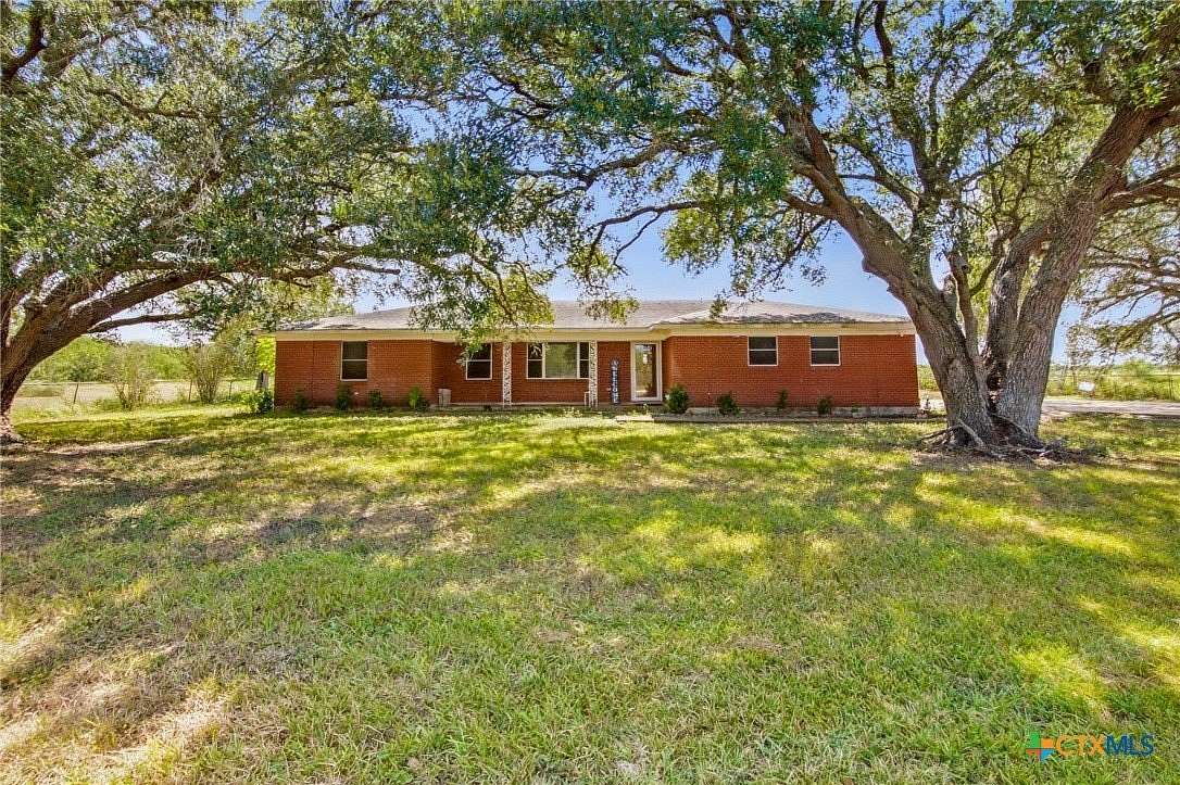 5.8 Acres of Land with Home for Sale in Victoria, Texas
