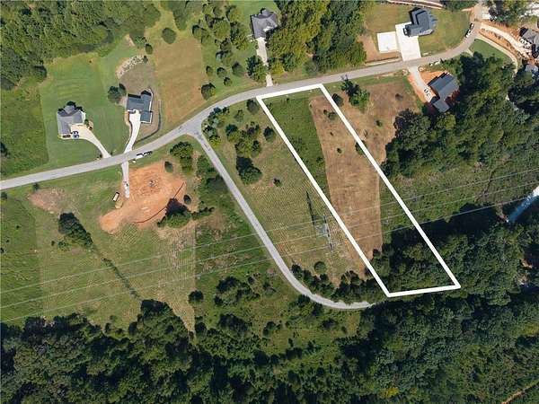 2 Acres of Residential Land for Sale in West Union, South Carolina