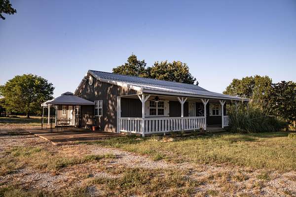 20 Acres of Land with Home for Sale in Mammoth Spring, Arkansas