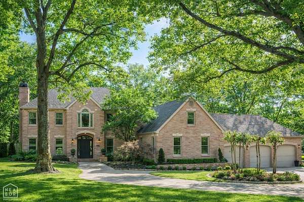 2.33 Acres of Land with Home for Sale in Jonesboro, Arkansas