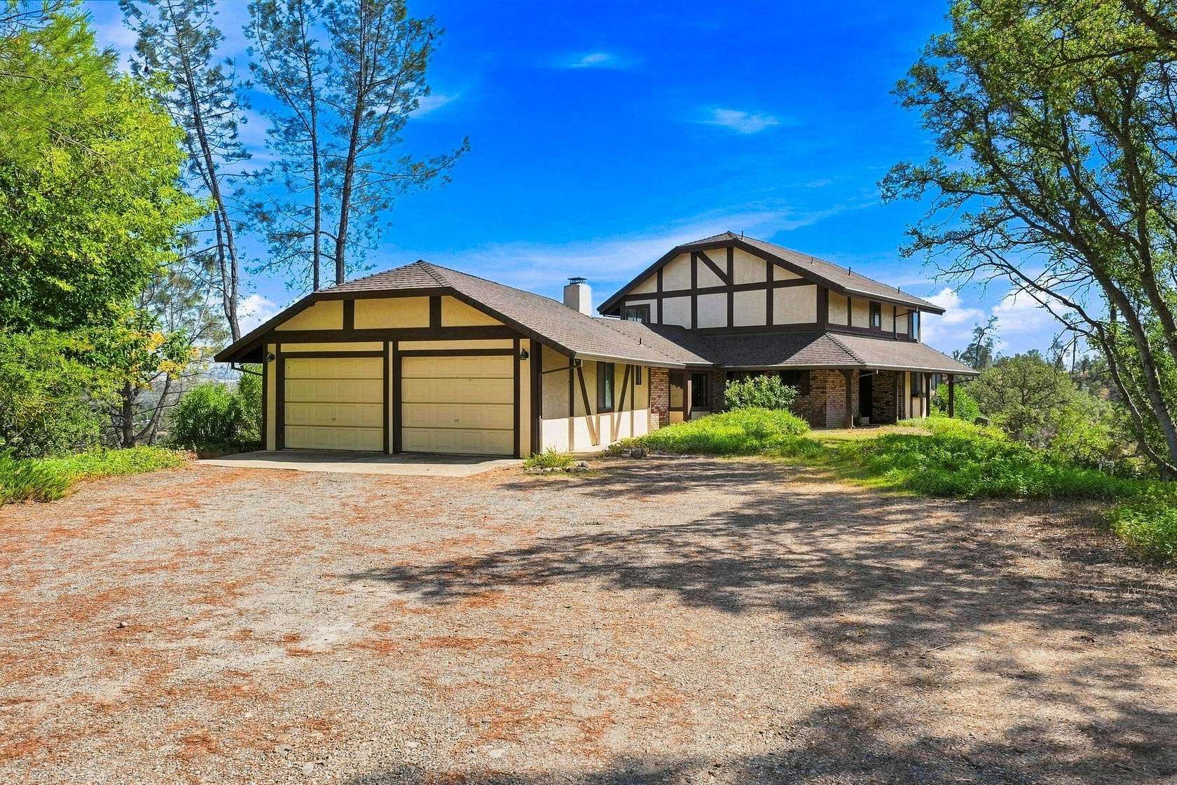 2.5 Acres of Land with Home for Sale in Red Bluff, California