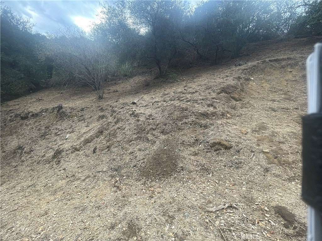 0.13 Acres of Residential Land for Sale in Calabasas, California