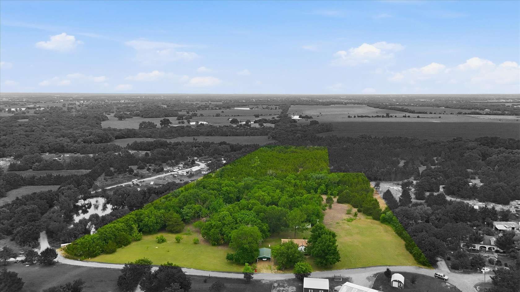15 Acres of Land with Home for Sale in Leonard, Texas