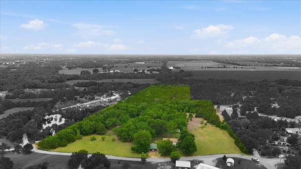 15 Acres of Land with Home for Sale in Leonard, Texas