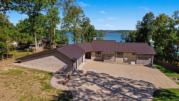 2.16 Acres of Land with Home for Sale in Buchanan, Tennessee