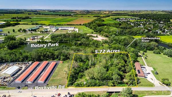 5.72 Acres of Commercial Land for Sale in Sycamore, Illinois