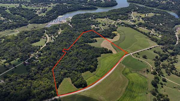 40 Acres of Land for Sale in Galena, Illinois