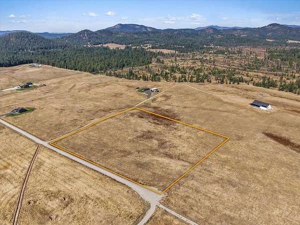 10 Acres of Recreational & Residential Land for Sale in Deer Park, Washington