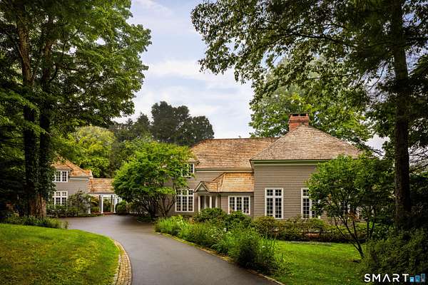 20.1 Acres of Land with Home for Sale in Roxbury, Connecticut