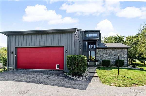 5 Acres of Land with Home for Sale in Frankfort, Kentucky