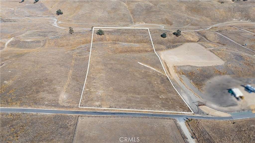 10 Acres of Residential Land for Sale in Paso Robles, California
