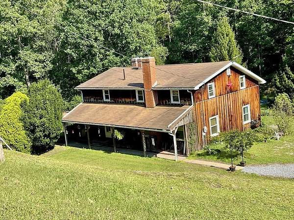 3.3 Acres of Land with Home for Sale in Hesston, Pennsylvania