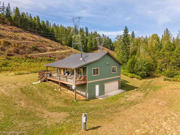 38.7 Acres of Agricultural Land with Home for Sale in Cusick, Washington