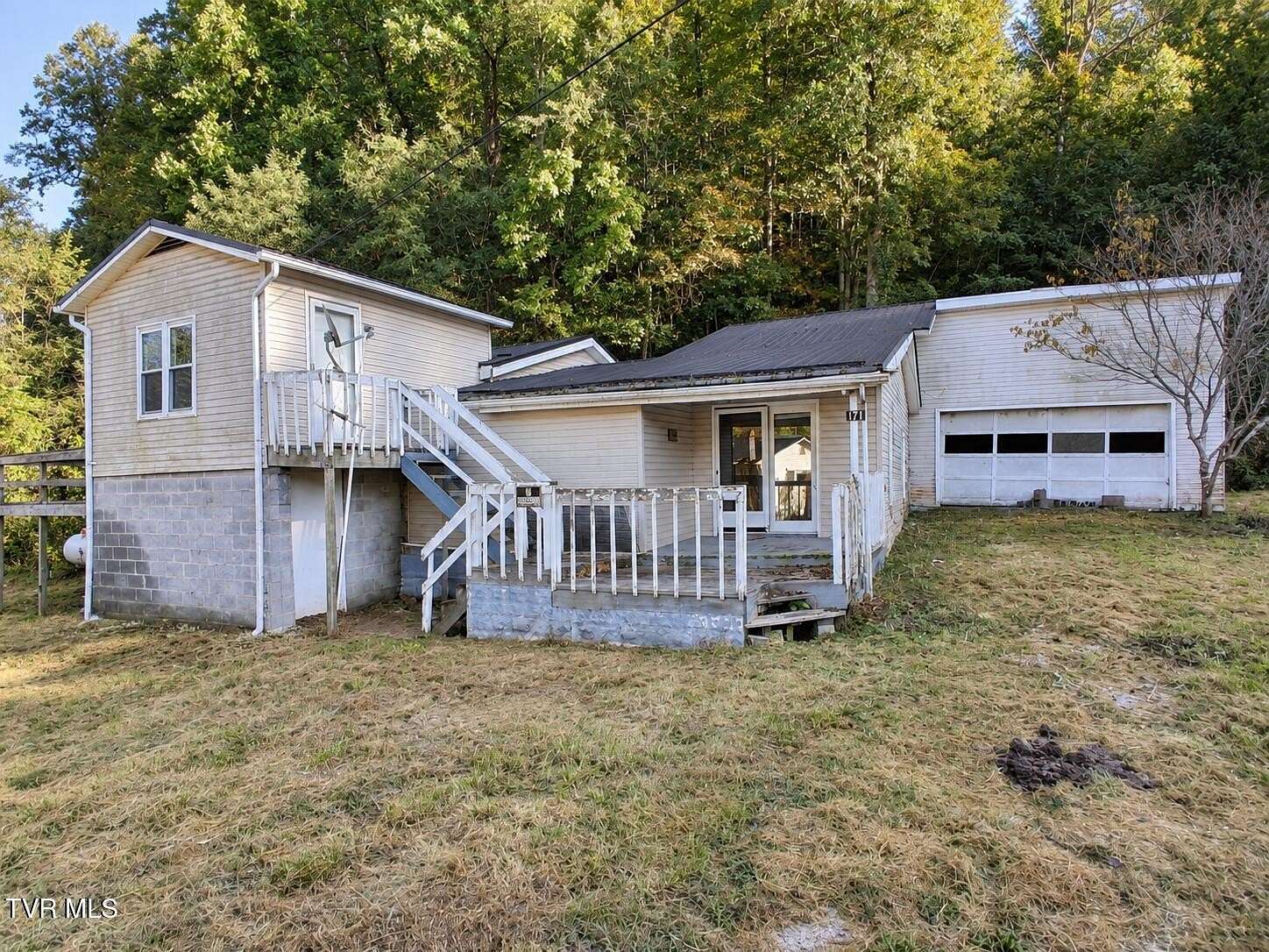 1.4 Acres of Land with Home for Sale in Gate City, Virginia