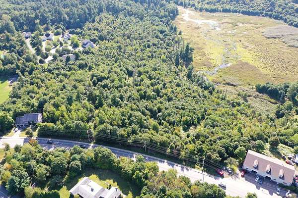 0.97 Acres of Land for Sale in Sturbridge, Massachusetts