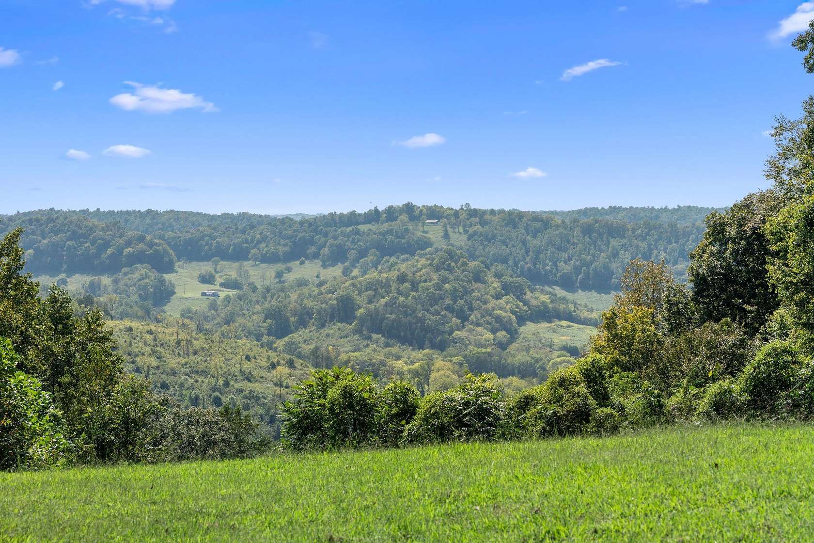 3.75 Acres of Residential Land for Sale in Gainesboro, Tennessee