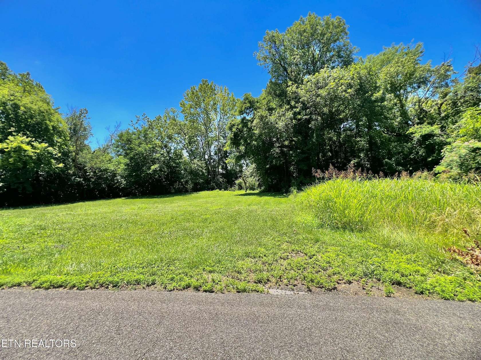 0.24 Acres of Residential Land for Sale in Knoxville, Tennessee