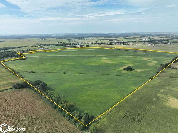 127 Acres of Agricultural Land for Sale in Vinton, Iowa