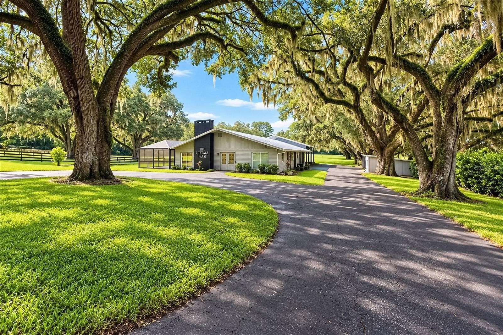 10 Acres of Land with Home for Sale in Ocala, Florida