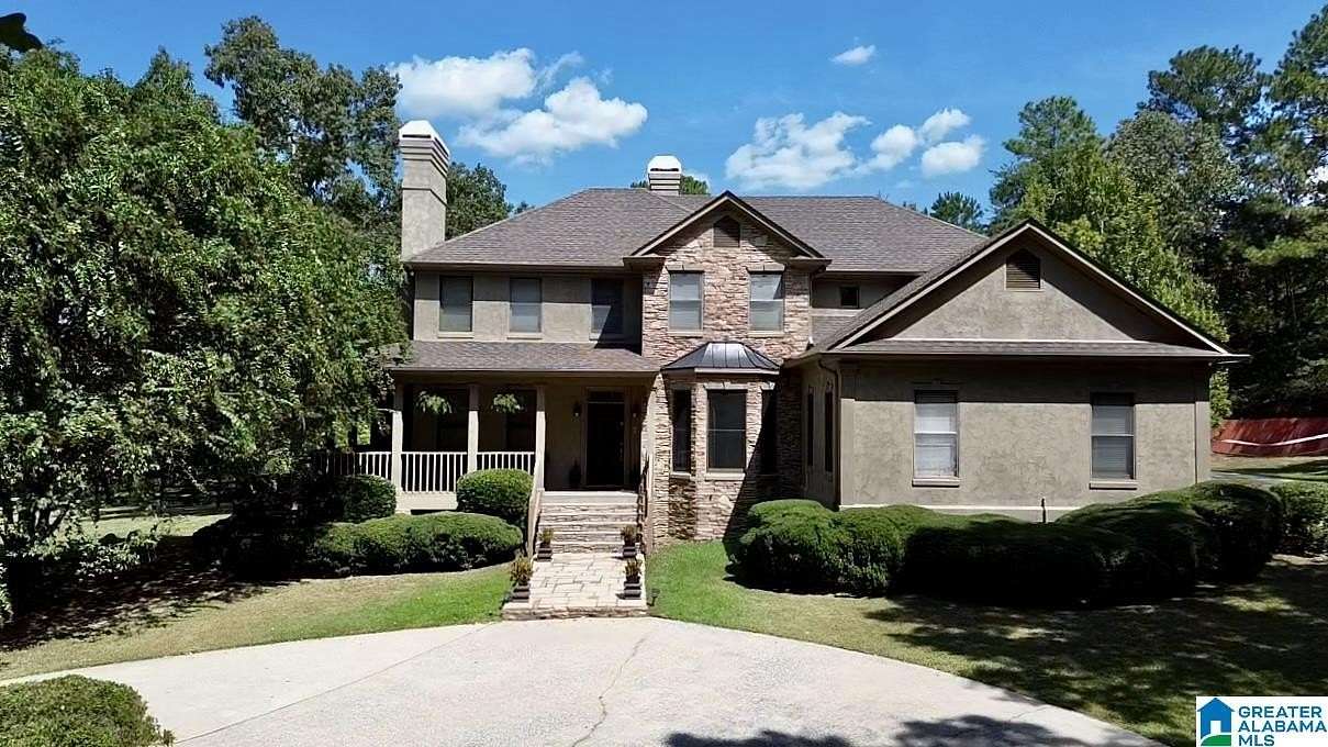 11.5 Acres of Land with Home for Sale in Wilsonville, Alabama