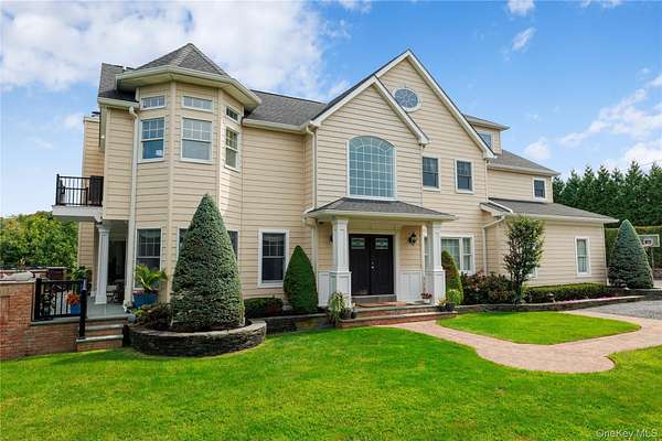 2.2 Acres of Land with Home for Sale in Oakdale, New York