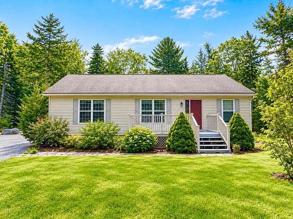 3 Acres of Land with Home for Sale in Sedgwick, Maine