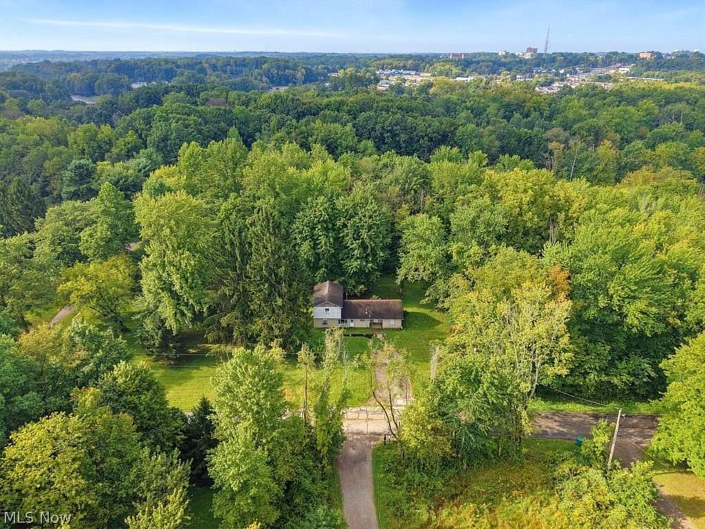 18 Acres of Recreational Land with Home for Sale in Kent, Ohio