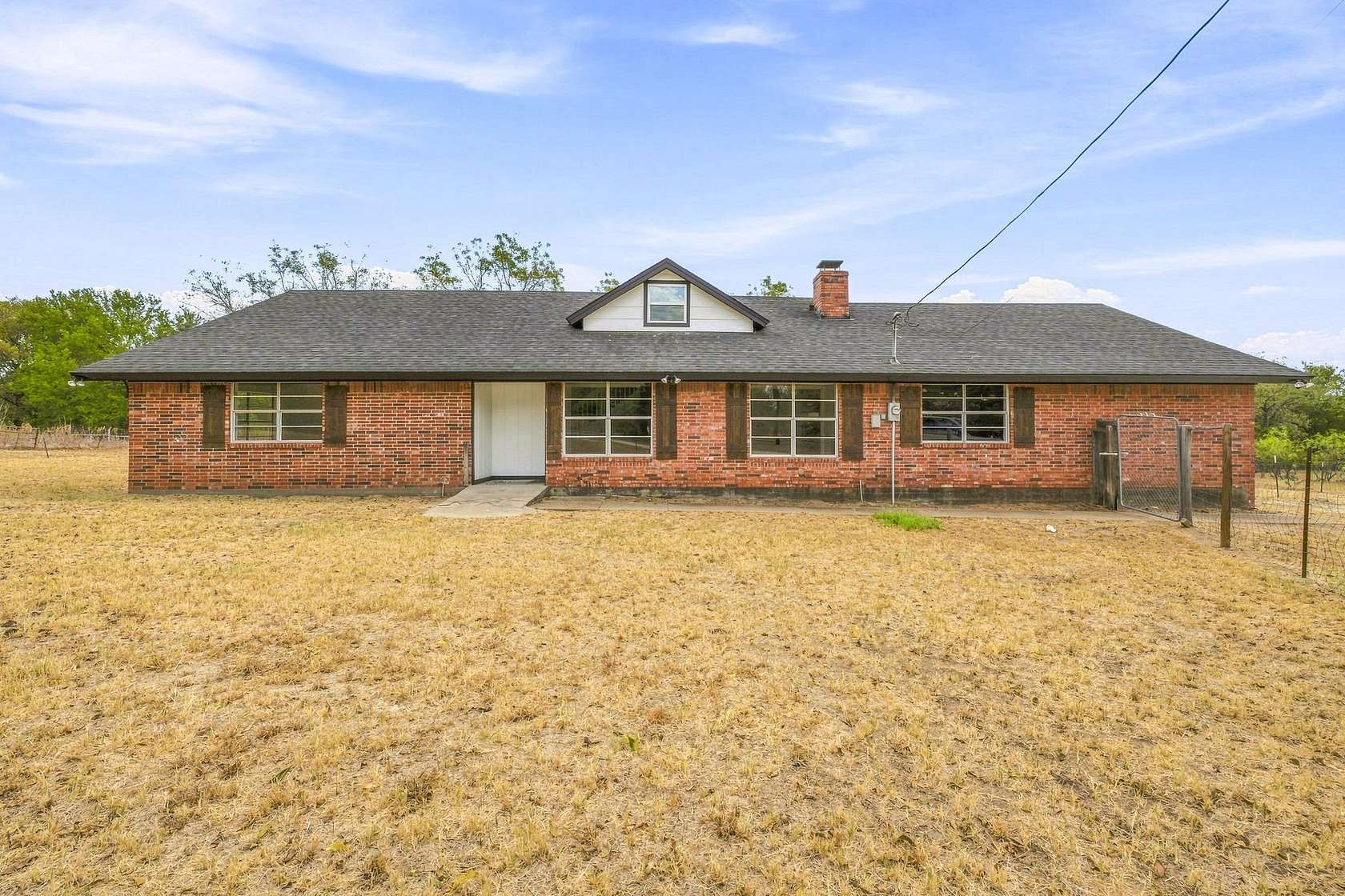 1.5 Acres of Land with Home for Lease in Nemo, Texas
