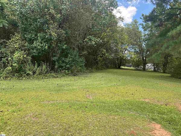 0.95 Acres of Residential Land for Sale in Piedmont, South Carolina