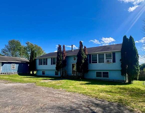 12 Acres of Recreational Land with Home for Sale in Amsterdam, New York