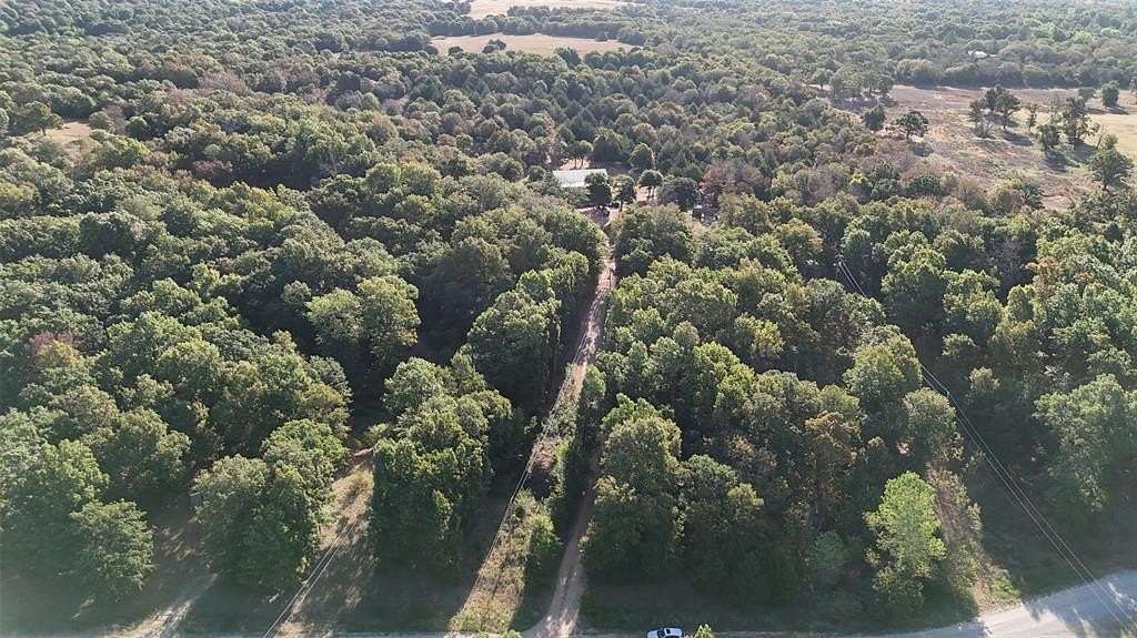 10 Acres of Land with Home for Sale in Wellston, Oklahoma