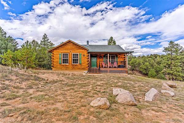 2.52 Acres of Land with Home for Sale in Cotopaxi, Colorado