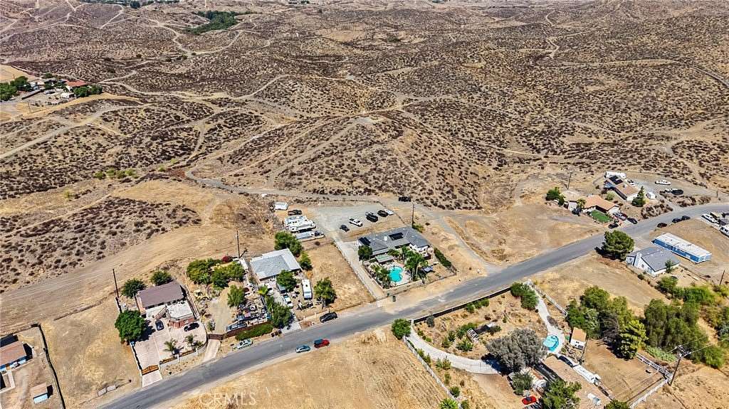 2.5 Acres of Residential Land for Sale in Canyon Lake, California