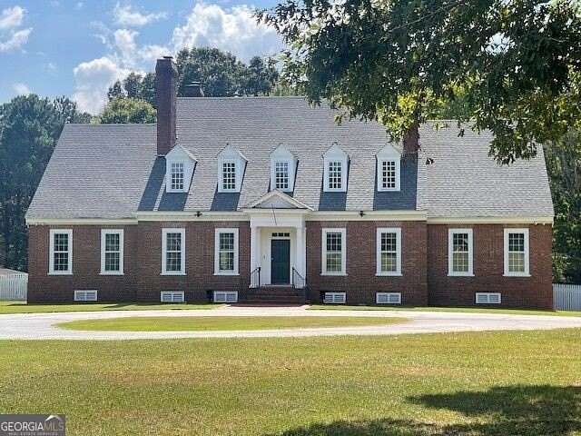 10 Acres of Land with Home for Sale in Thomaston, Georgia