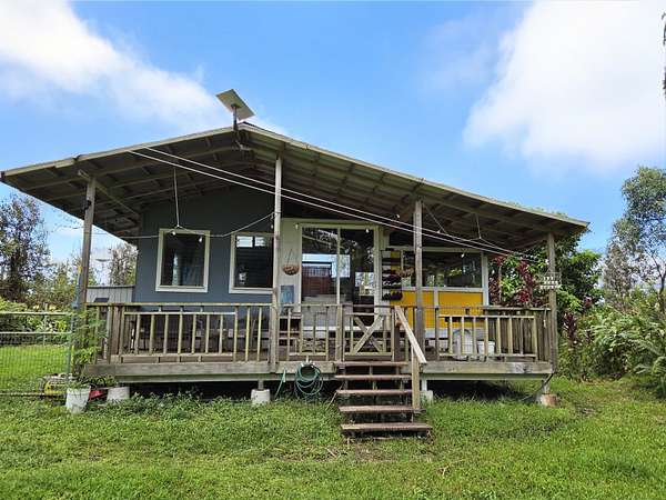 6 Acres of Land with Home for Sale in Kurtistown, Hawaii