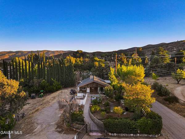 2.49 Acres of Land with Home for Sale in Leona Valley, California