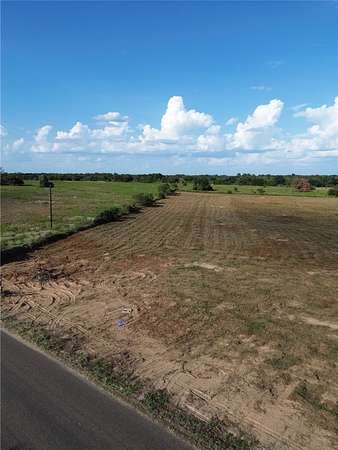 3.53 Acres of Residential Land for Sale in Franklin, Texas
