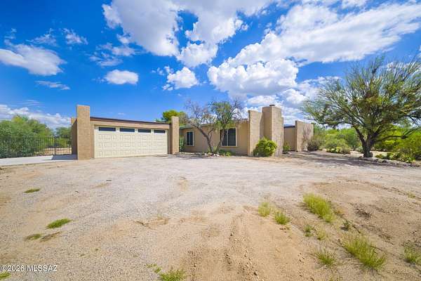 2 Acres of Land with Home for Sale in Tucson, Arizona