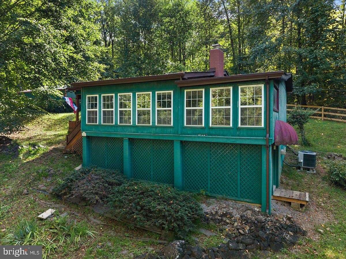 2.77 Acres of Land with Home for Sale in Front Royal, Virginia