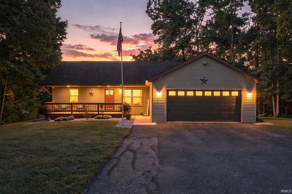 16.6 Acres of Recreational Land with Home for Sale in Fremont, Indiana
