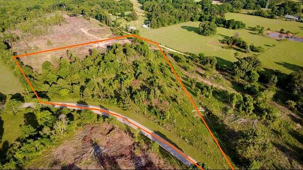 9 Acres of Land for Sale in Valliant, Oklahoma
