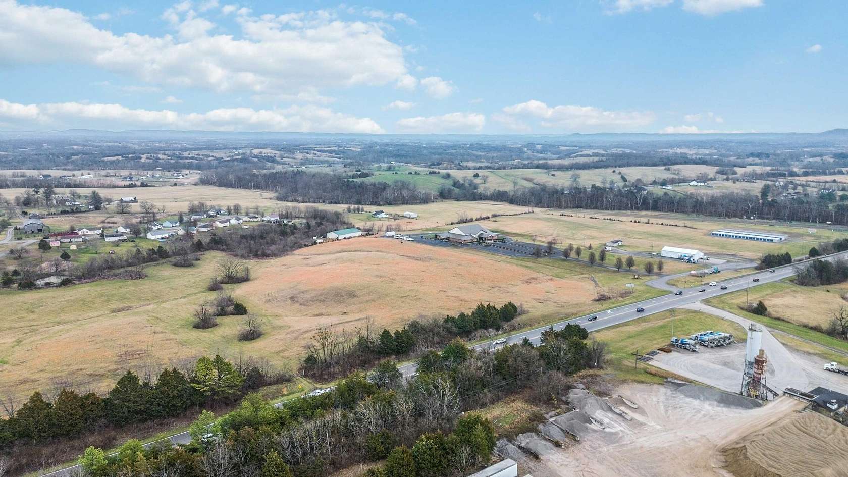 6.75 Acres of Mixed-Use Land for Sale in Stanford, Kentucky
