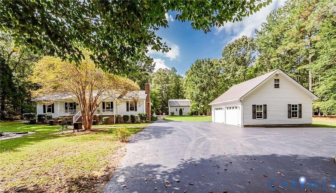 9.72 Acres of Land with Home for Sale in New Kent, Virginia
