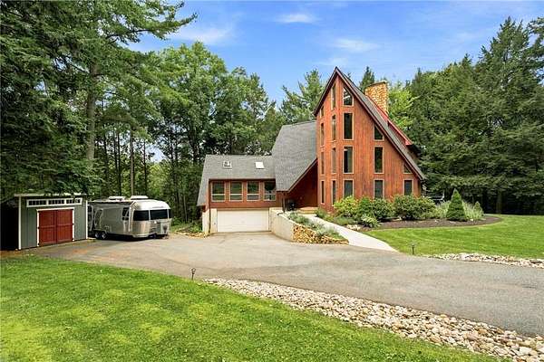 1.49 Acres of Land with Home for Sale in Lower Towamensing Township, Pennsylvania