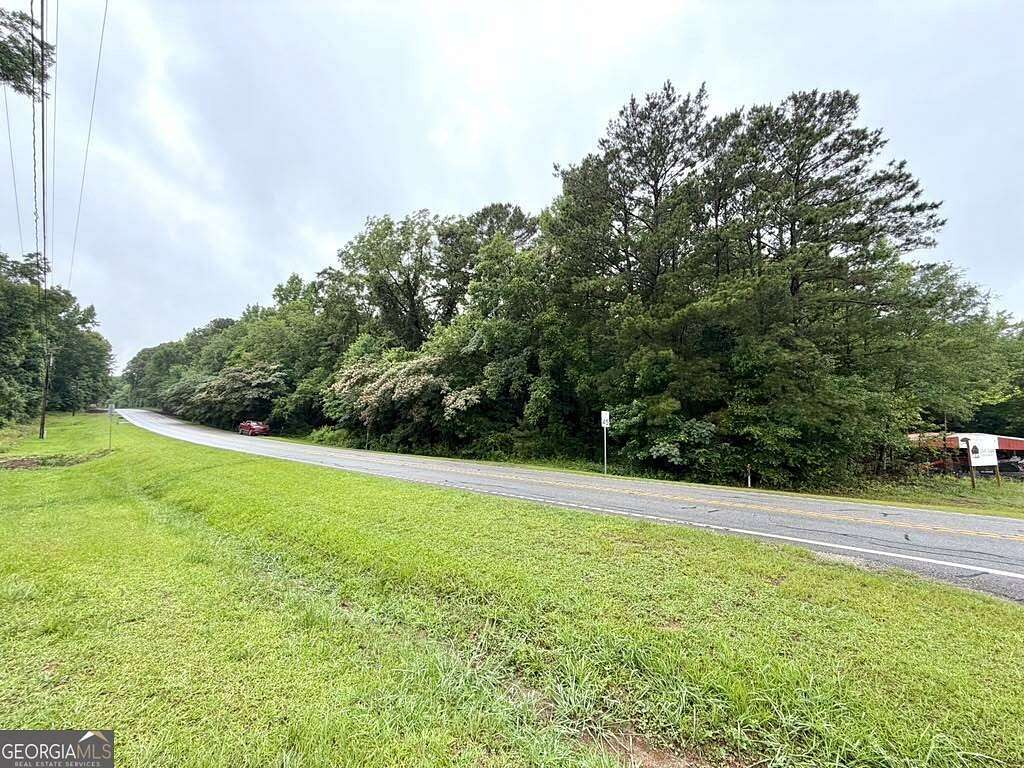 2 Acres of Commercial Land for Sale in Waverly Hall, Georgia