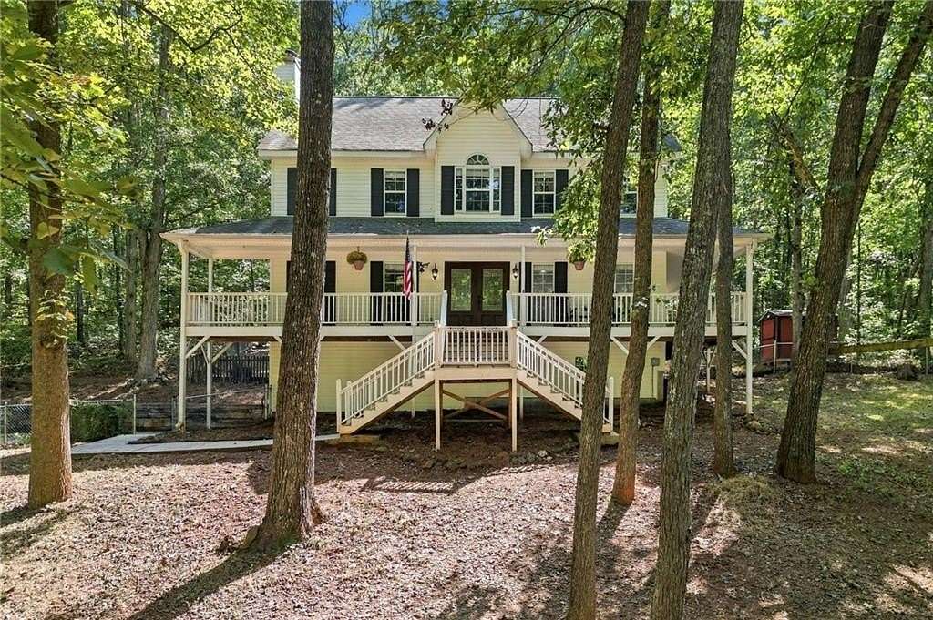 4 Acres of Land with Home for Sale in Hiram, Georgia
