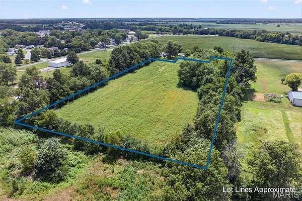 5.5 Acres of Land for Sale in Greenville, Illinois