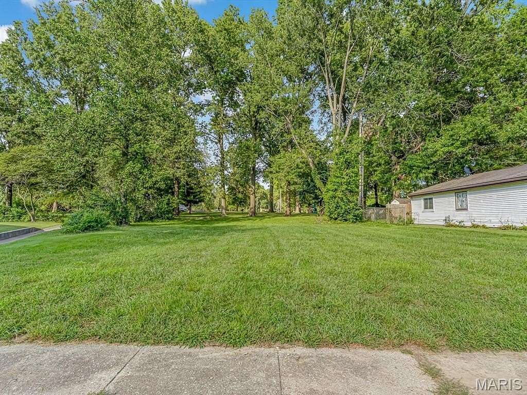 0.18 Acres of Residential Land for Sale in Belleville, Illinois