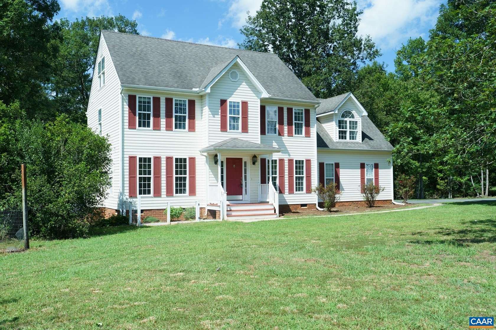1.5 Acres of Land with Home for Sale in Keswick, Virginia